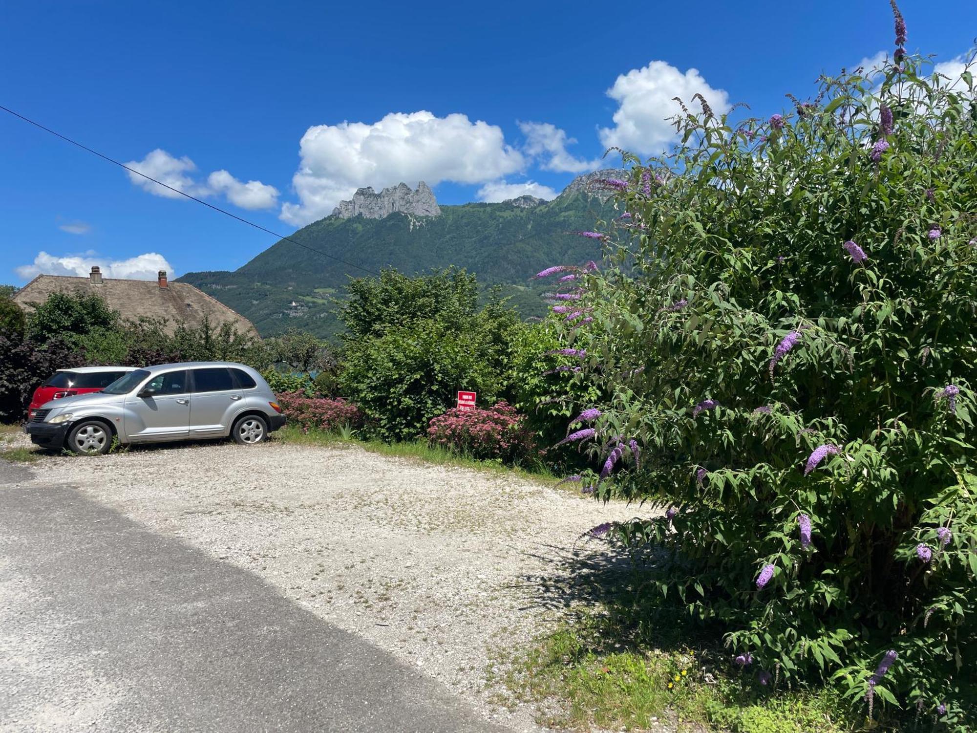 Rare 2 Bedroom With Private Beach On Lake Annecy Doussard Luaran gambar